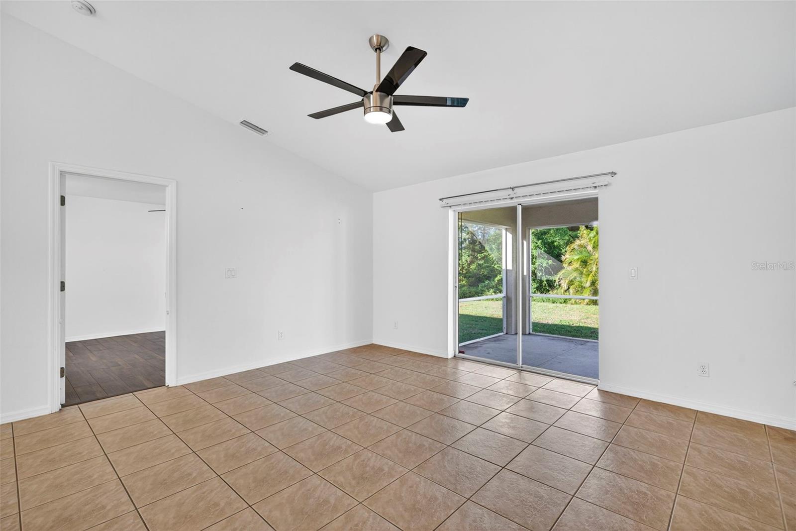 710/712 CREUSET AVE S, LEHIGH ACRES, FL, 33974