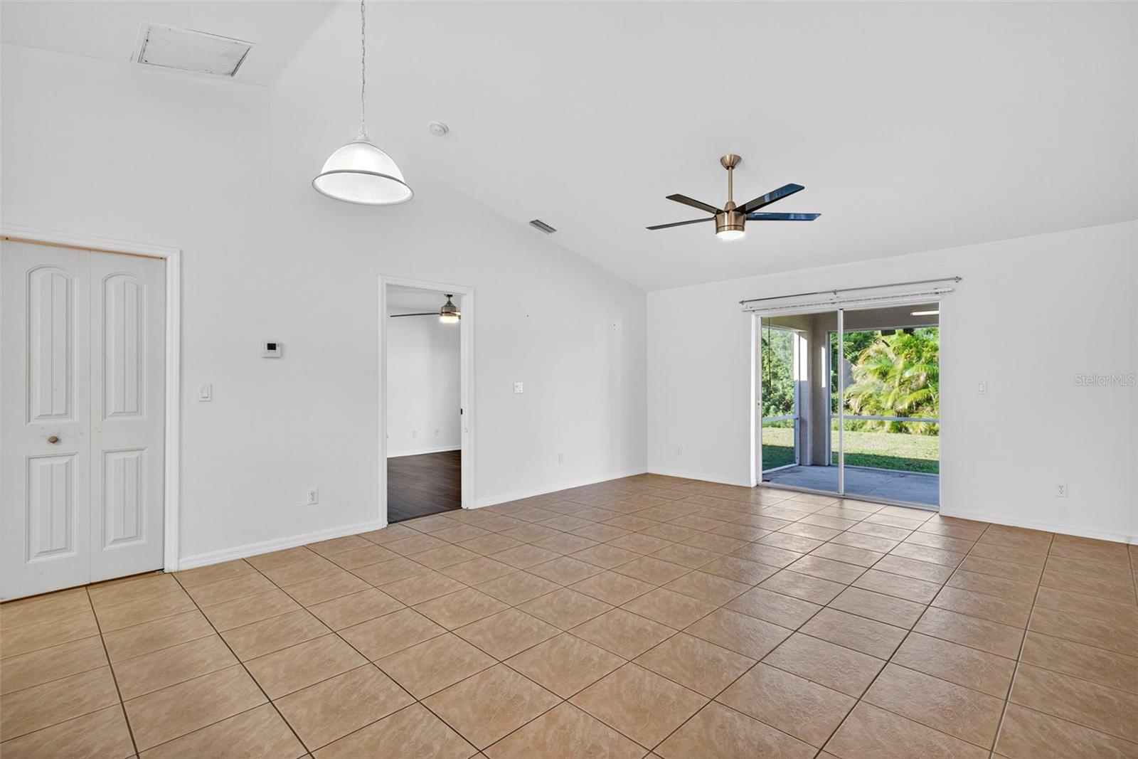 710/712 CREUSET AVE S, LEHIGH ACRES, FL, 33974