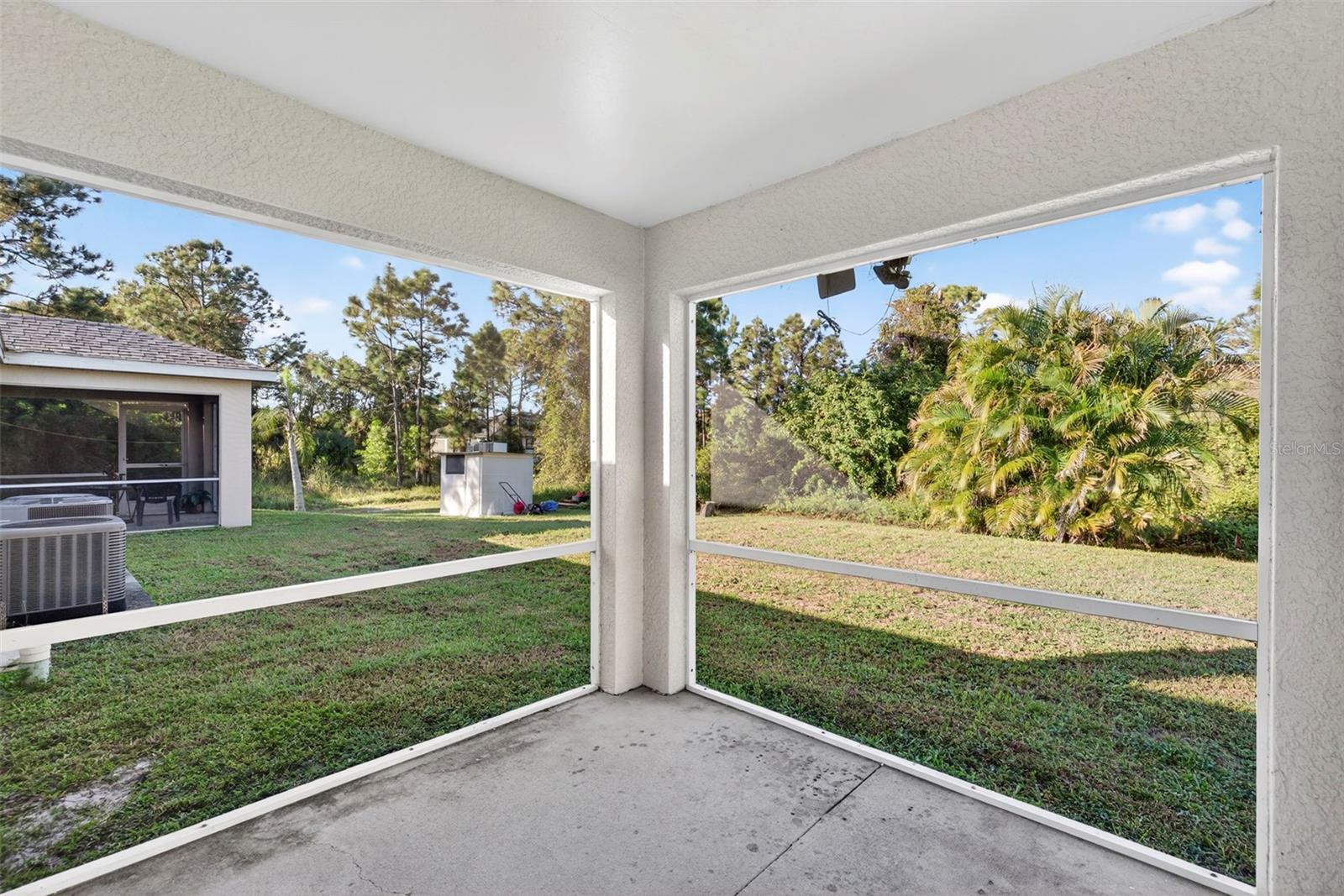 710/712 CREUSET AVE S, LEHIGH ACRES, FL, 33974