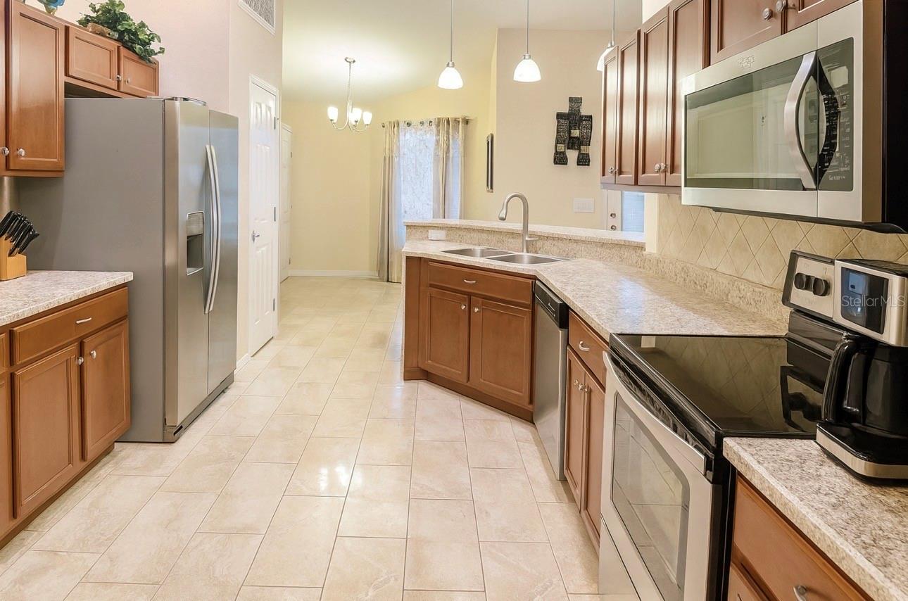 1553 SHOREWOOD DR, AUBURNDALE, FL, 33823