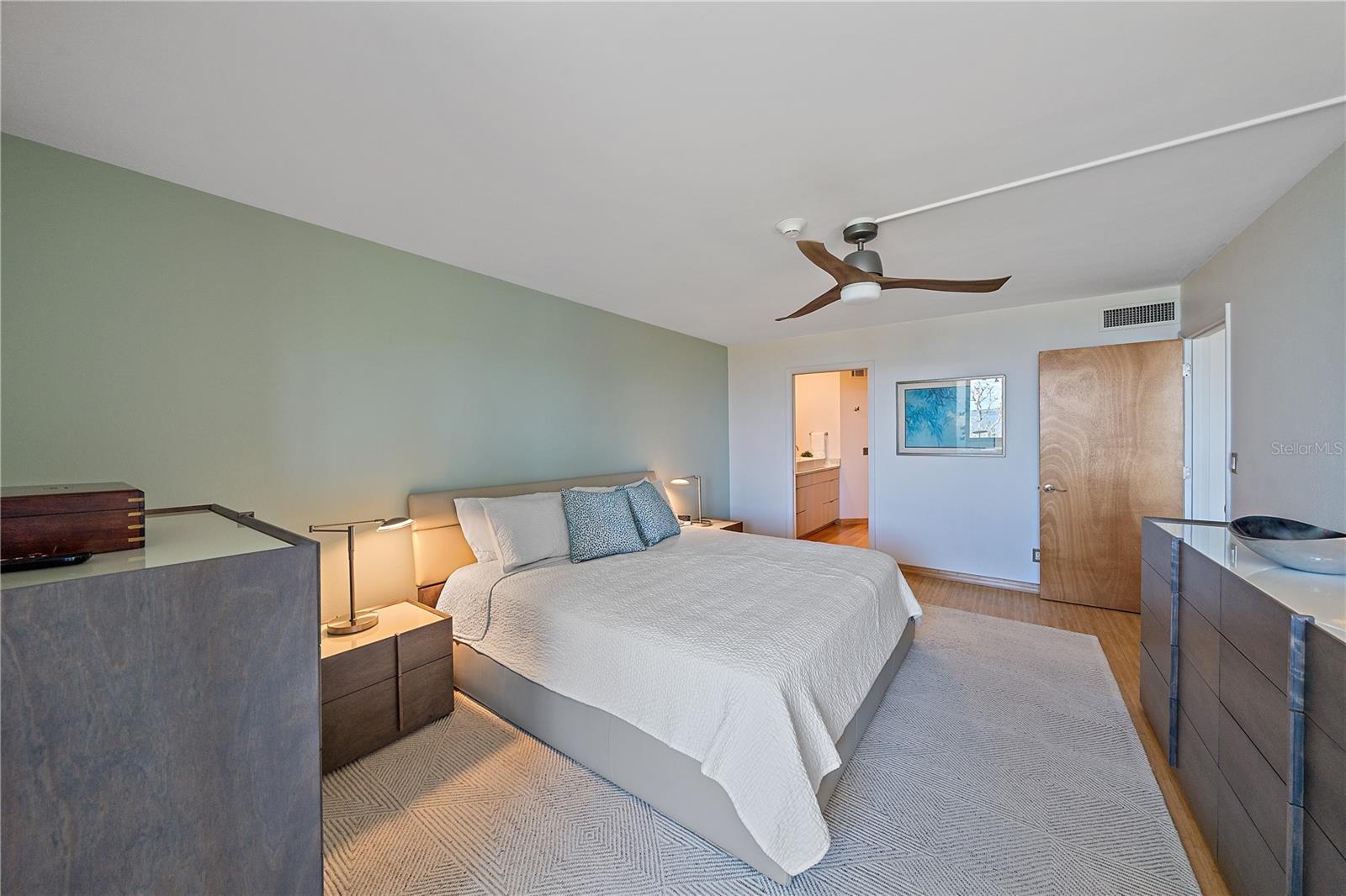 814 BAYPORT WAY, LONGBOAT KEY, FL, 34228