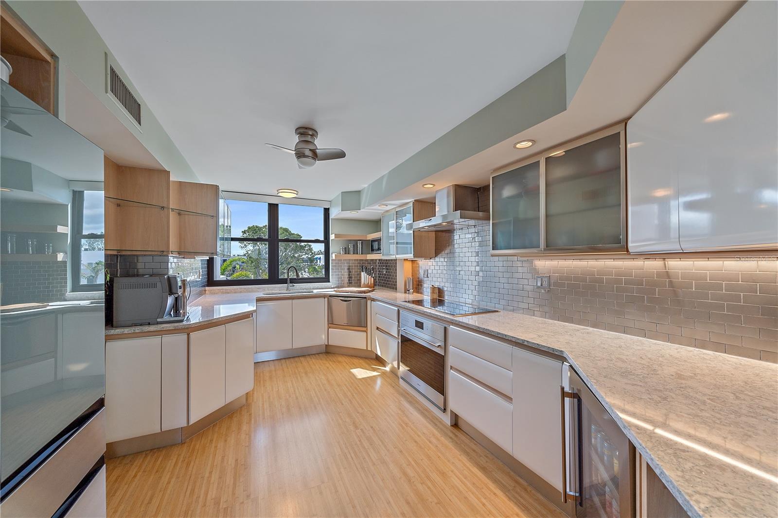 814 BAYPORT WAY, LONGBOAT KEY, FL, 34228