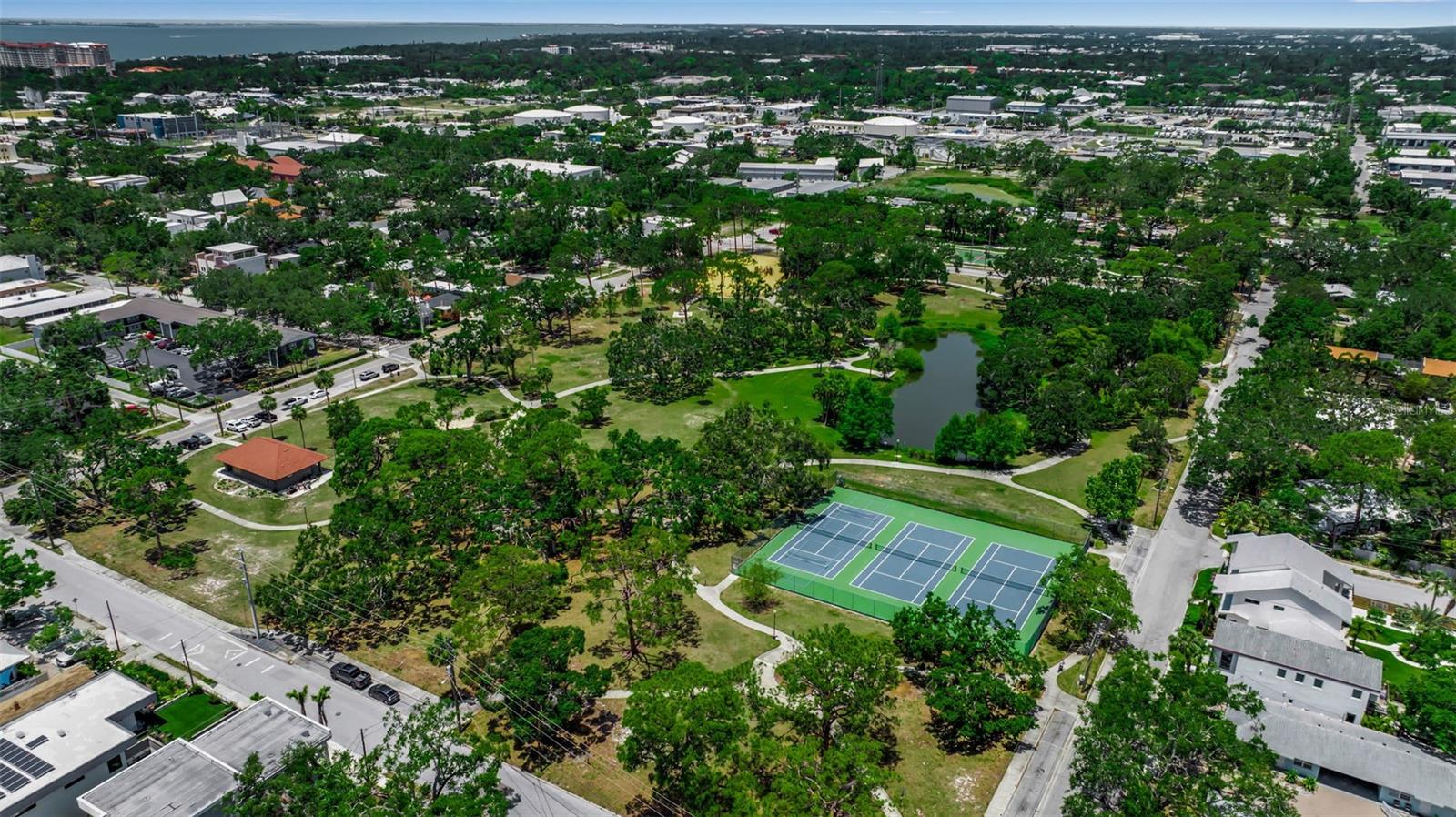 508 HOWARD CT, SARASOTA, FL, 34236