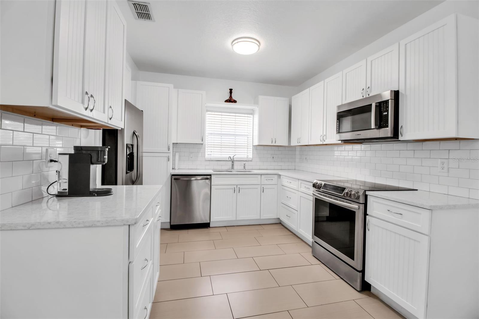 508 HOWARD CT, SARASOTA, FL, 34236