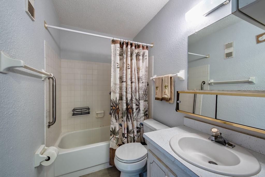 5967 TERRACE PARK DR N #107, ST PETERSBURG, FL, 33709