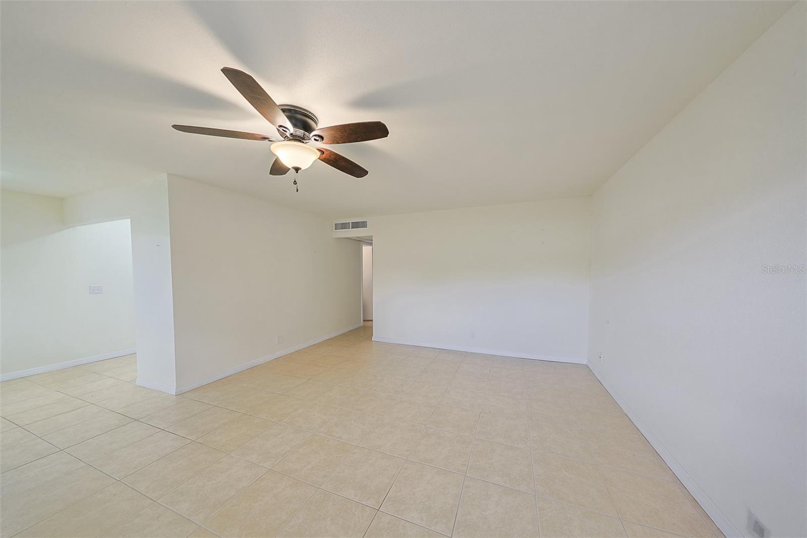 202 BEDFORD ST #72, SUN CITY CENTER, FL, 33573