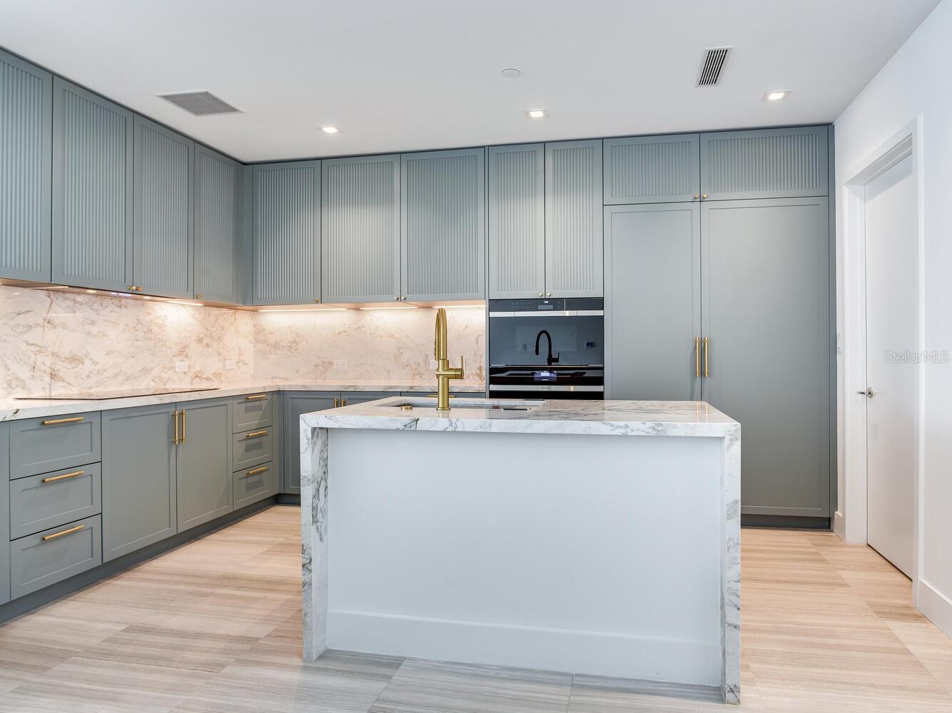 2912 W SANTIAGO ST #503, TAMPA, FL, 33629