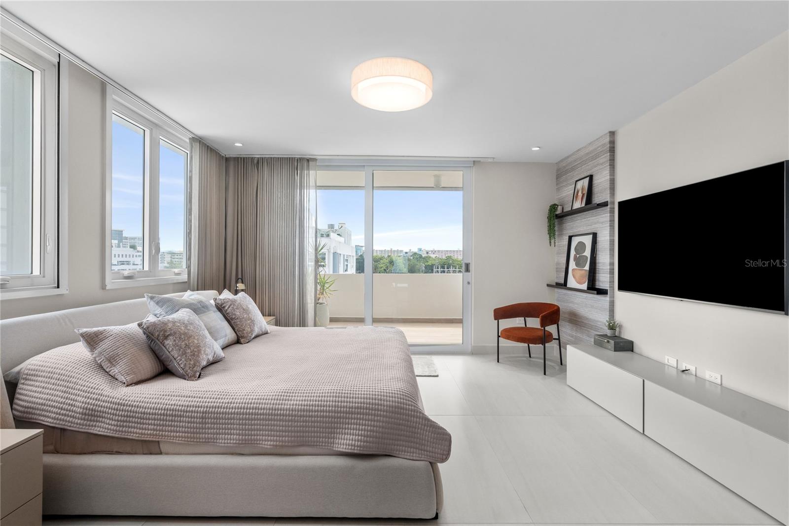 PR9116907 Property Photo