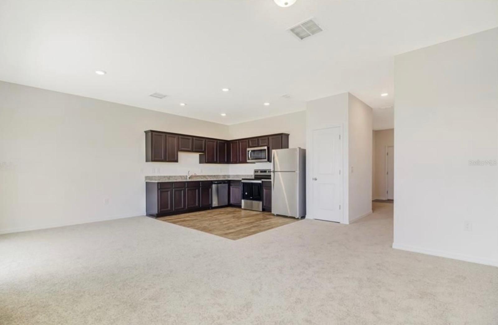 855 GRANDIN ST, DAVENPORT, FL, 33837