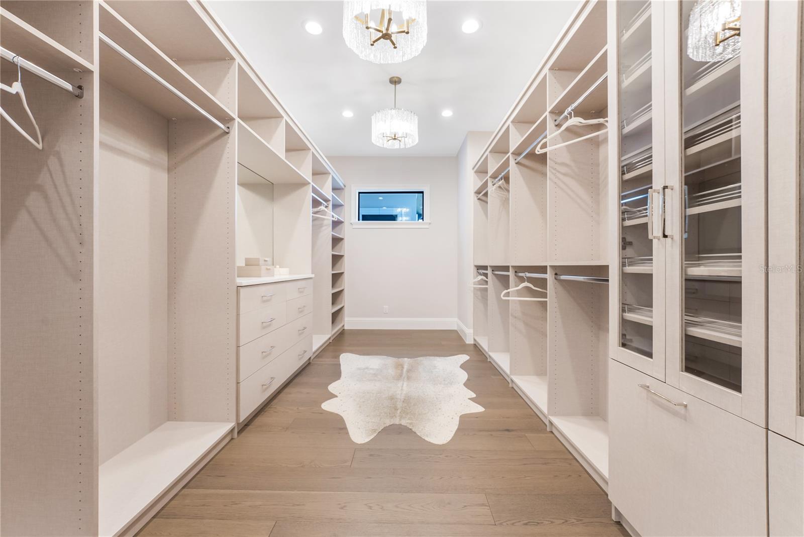 A4669564 Property Photo