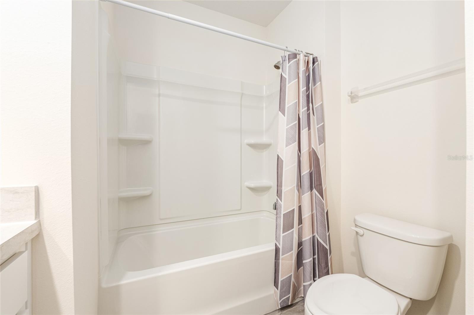 141 HICKORY COURSE CIR, OCALA, FL, 34472