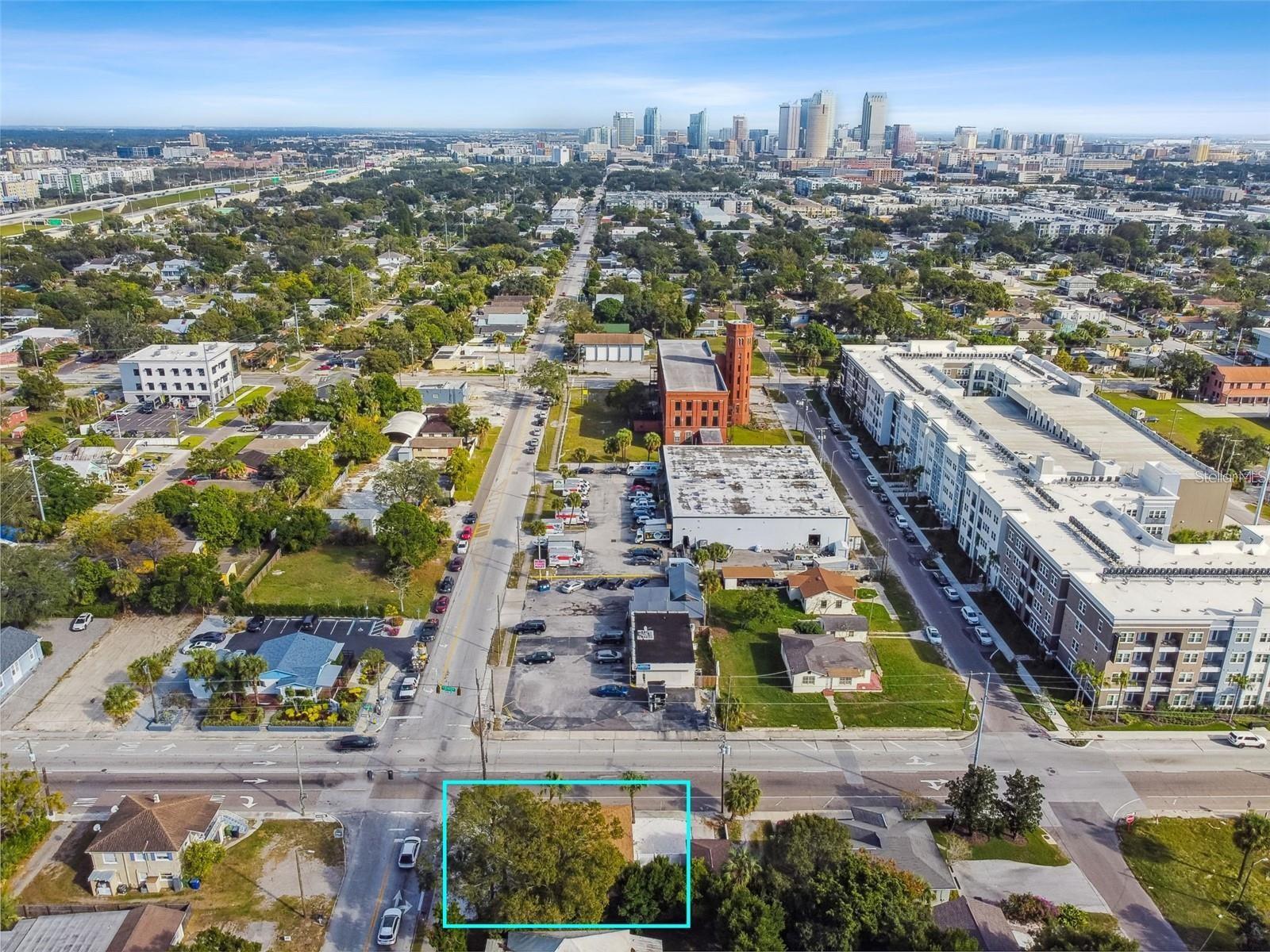 2402 W CYPRESS ST, TAMPA, FL, 33609