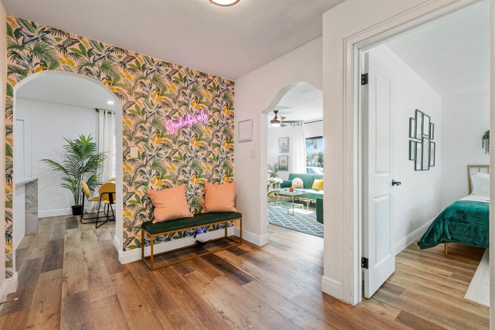 2402 W CYPRESS ST, TAMPA, FL, 33609