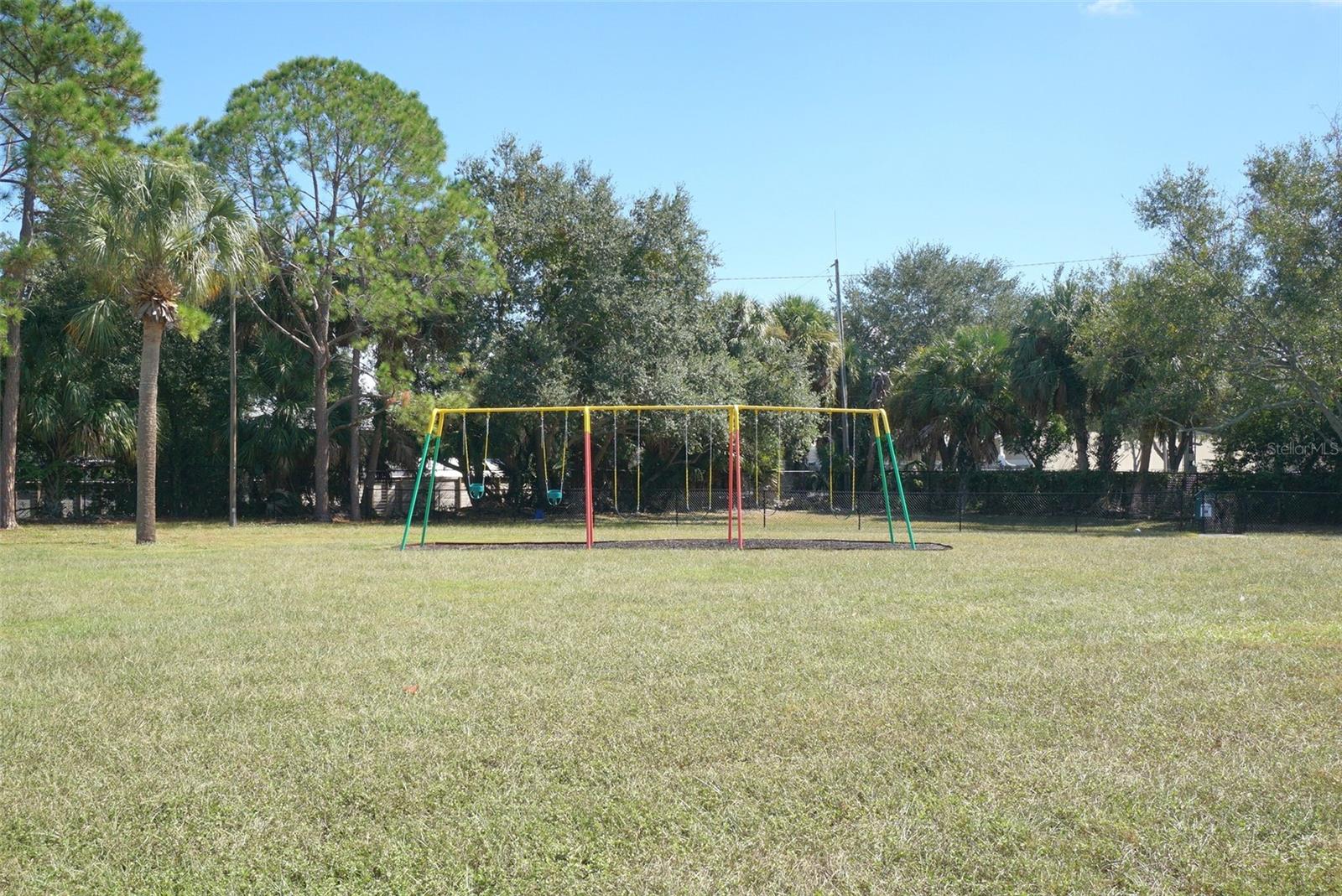 4515 LA CAPRI CT, TAMPA, FL, 33611