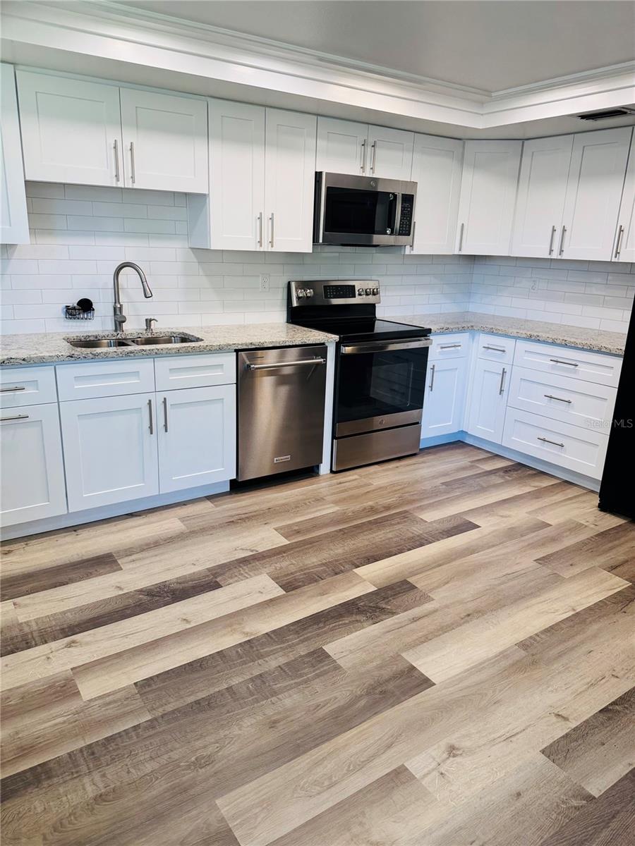 20 LAKE CT, OLDSMAR, FL, 34677