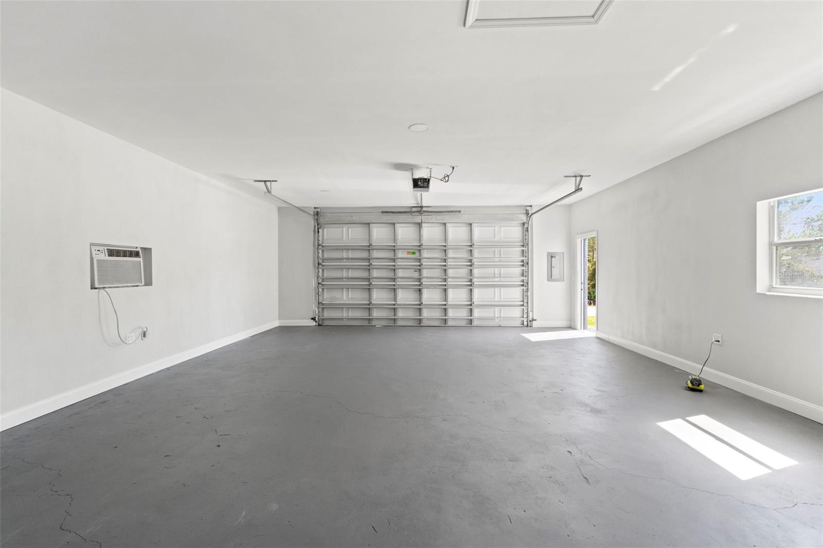 12403 SNOWY EGRET AVE, WEEKI WACHEE, FL, 34614