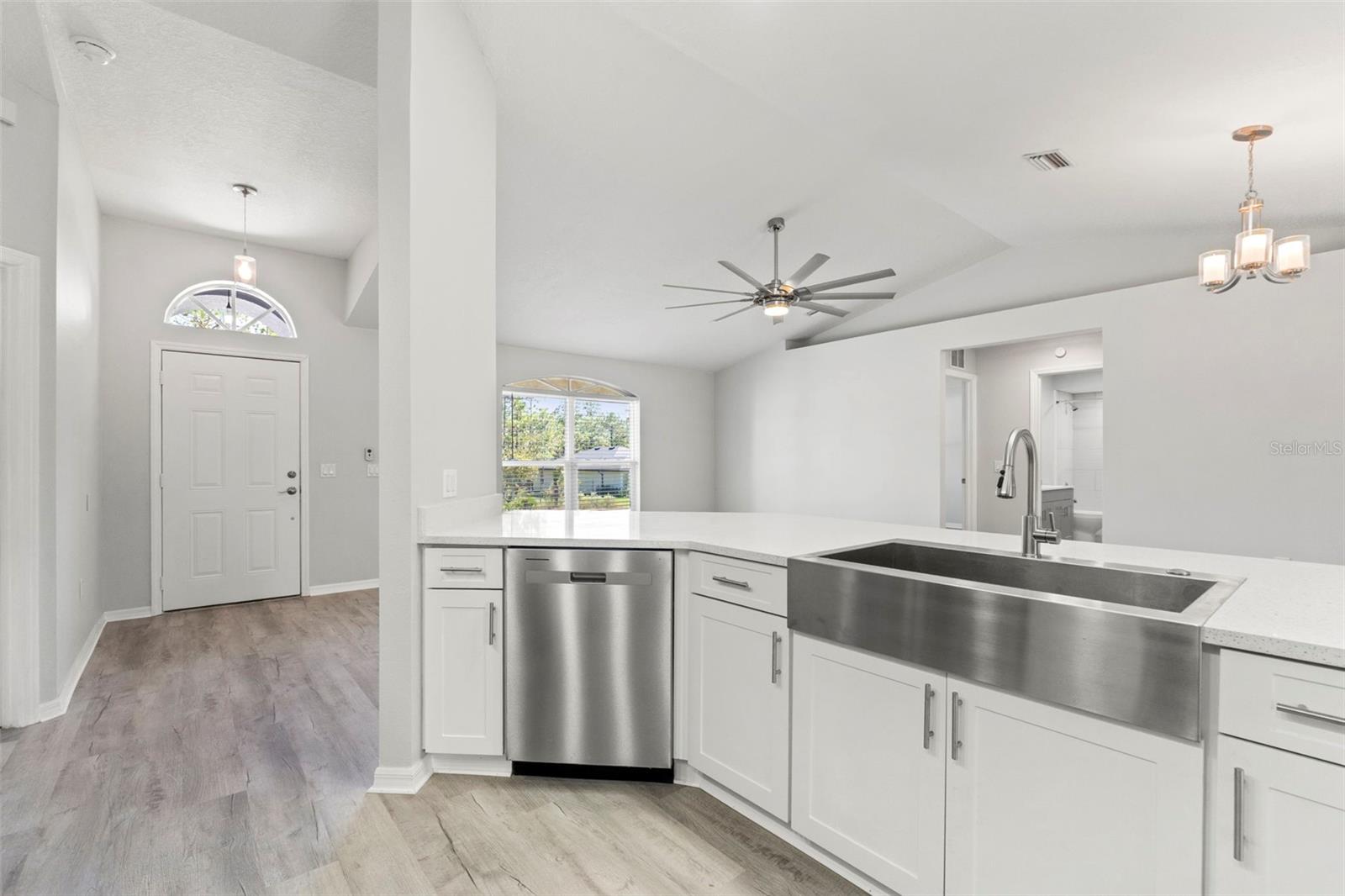 12403 SNOWY EGRET AVE, WEEKI WACHEE, FL, 34614