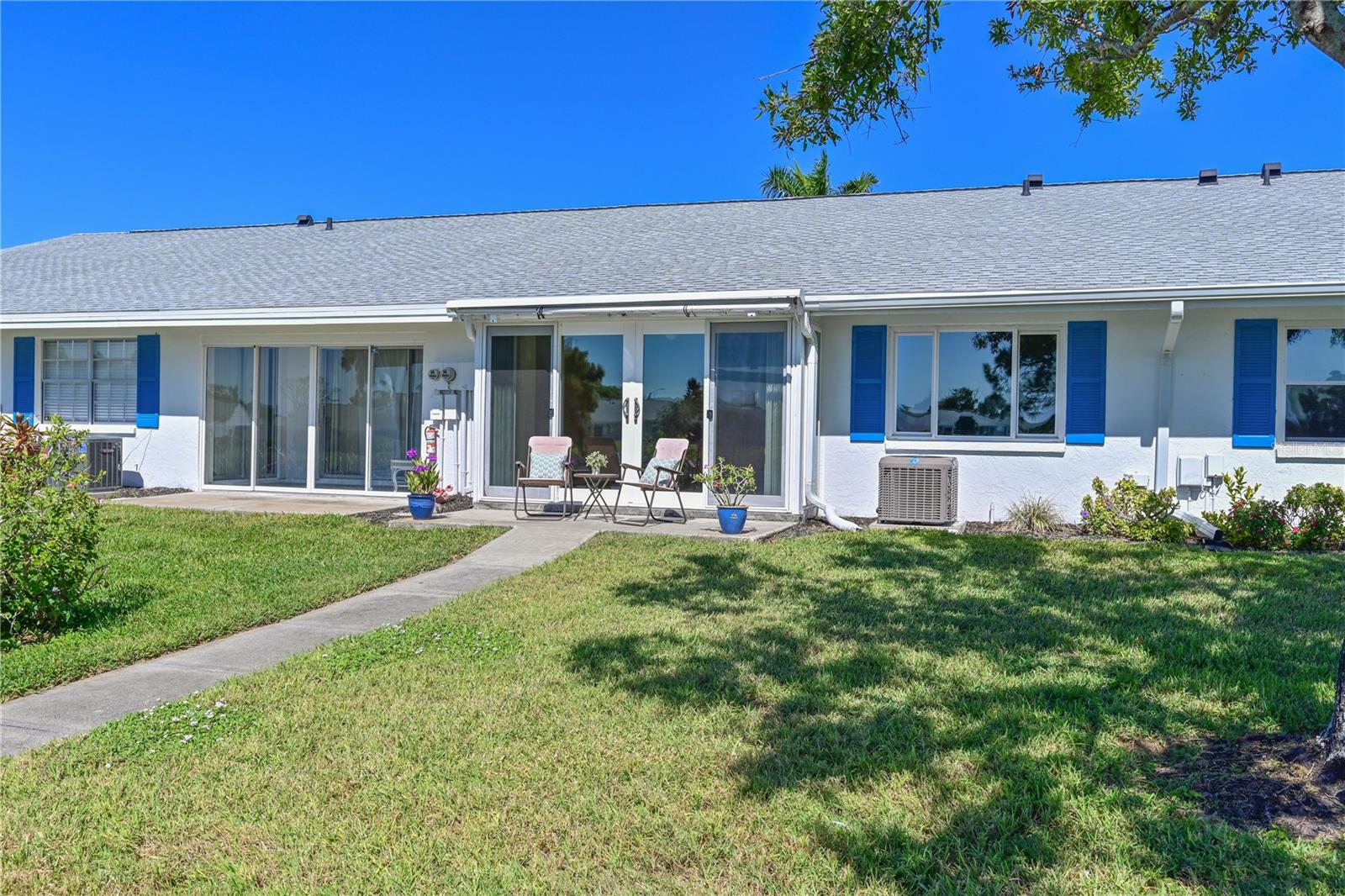 9512 COLONIAL DR, BRADENTON, FL, 34210