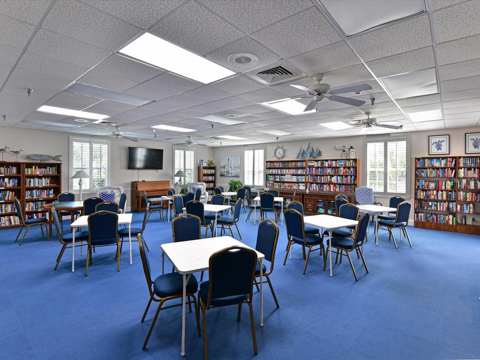 9512 COLONIAL DR, BRADENTON, FL, 34210