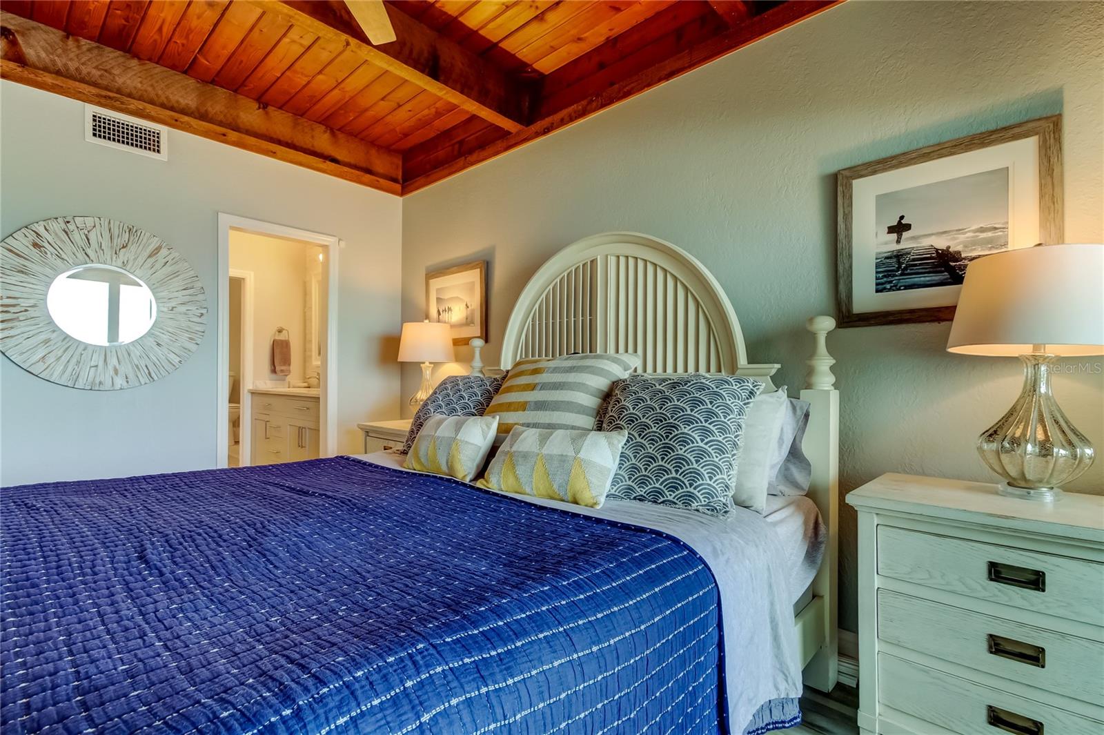 19530 GULF BLVD #5B, INDIAN SHORES, FL, 33785