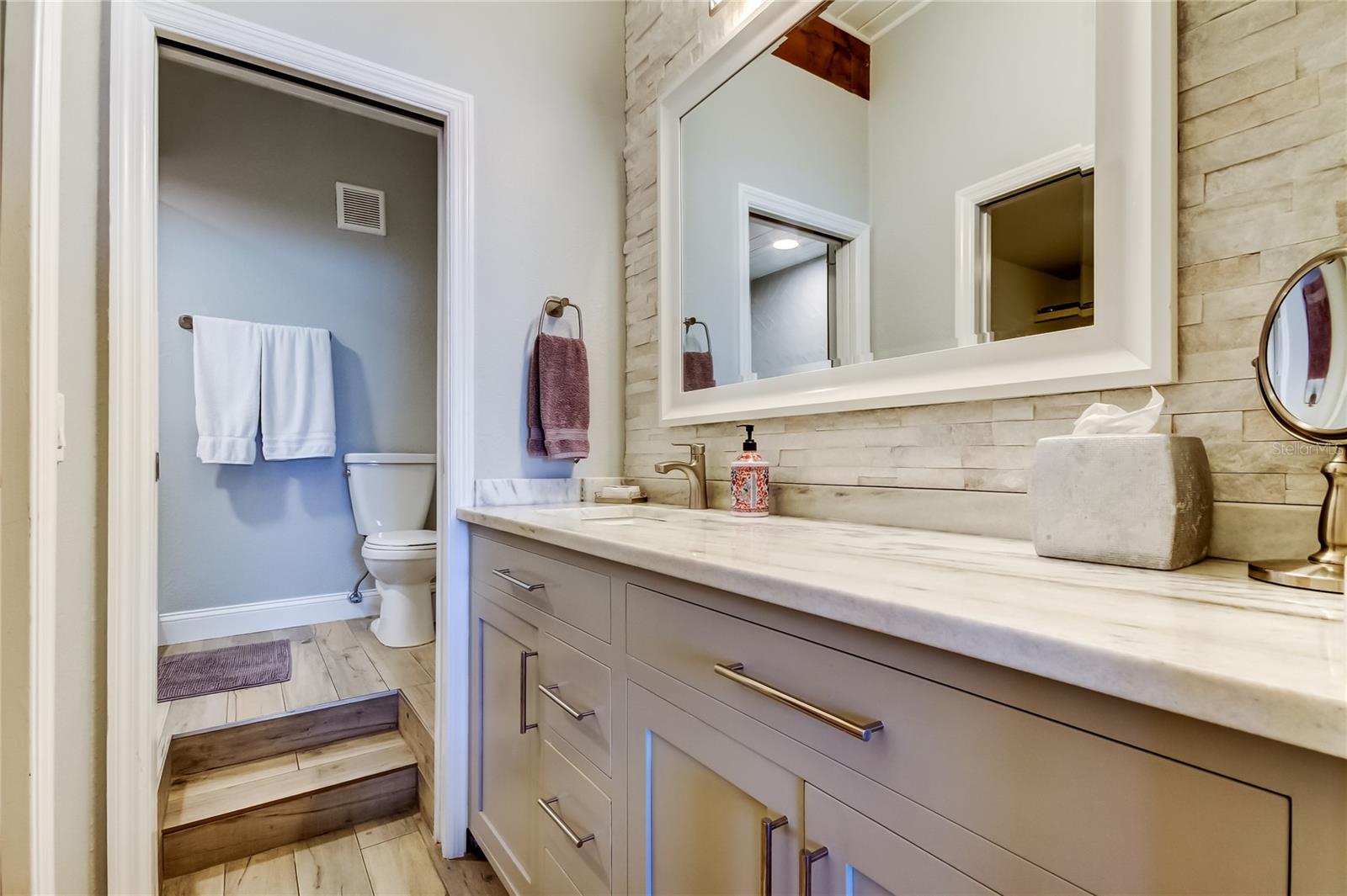 19530 GULF BLVD #5B, INDIAN SHORES, FL, 33785