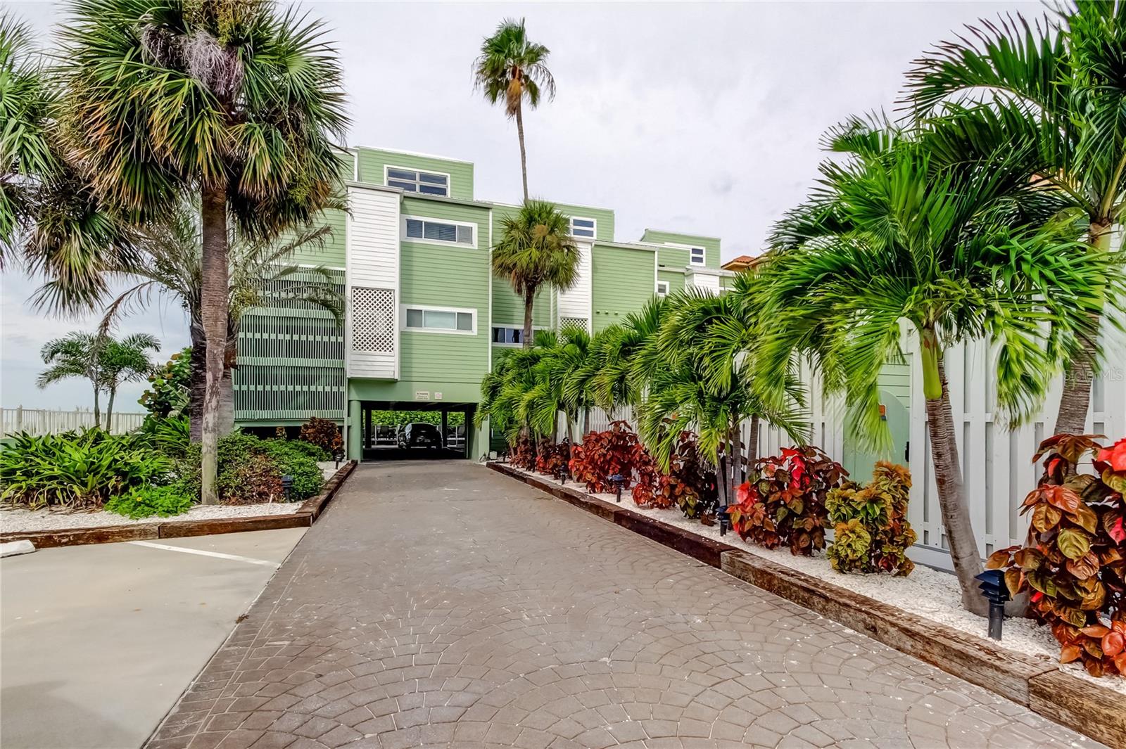 19530 GULF BLVD #5B, INDIAN SHORES, FL, 33785