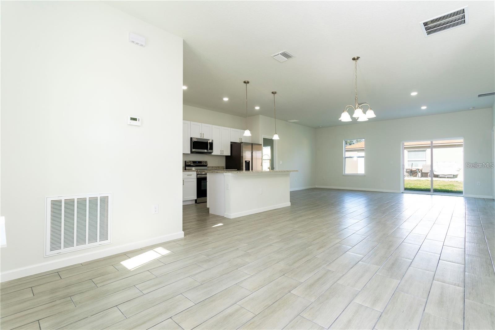 560 KINGFISHER DR, KISSIMMEE, FL, 34759