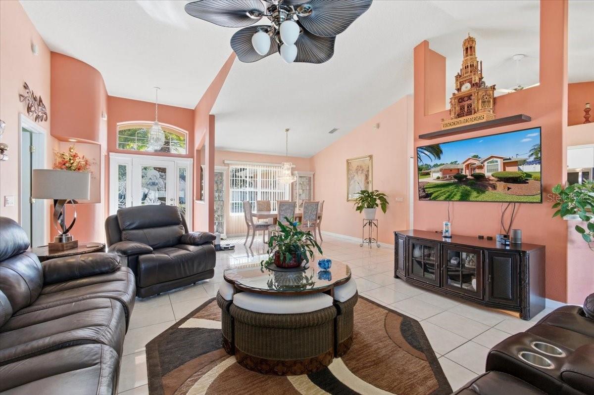 8 WAINMONT PL, PALM COAST, FL, 32164