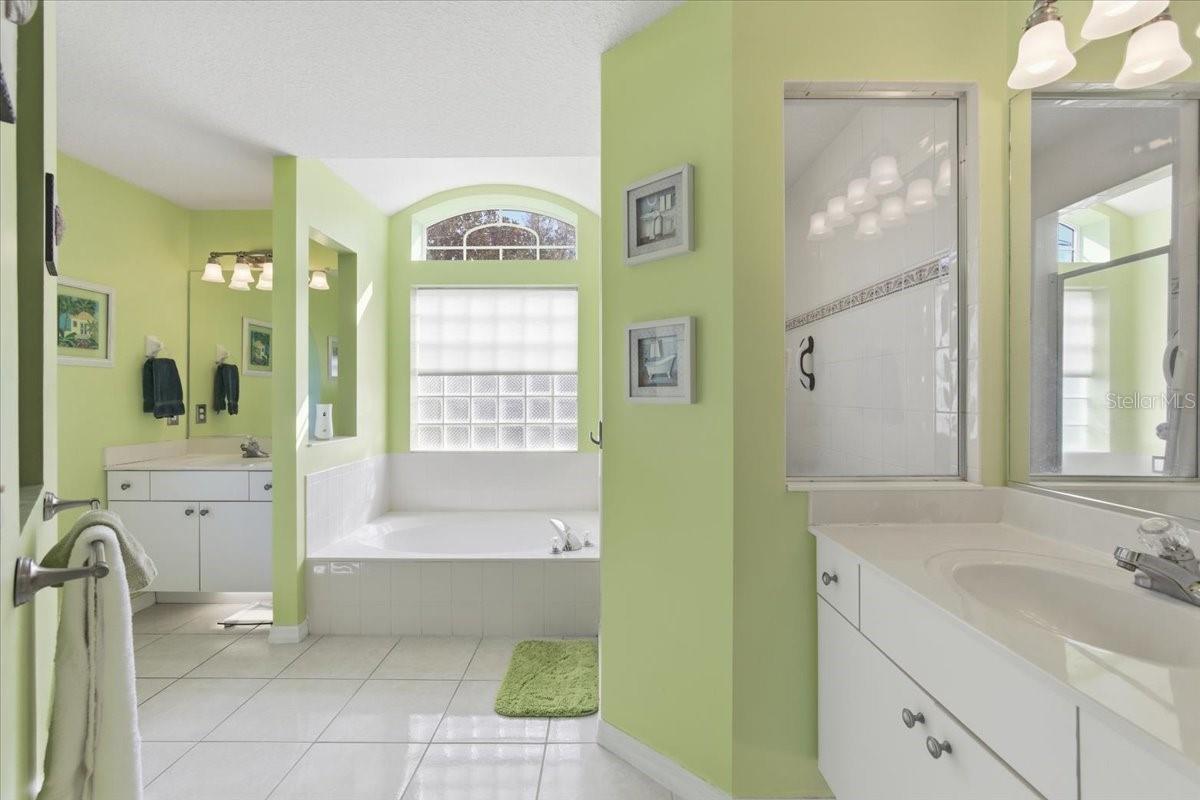 8 WAINMONT PL, PALM COAST, FL, 32164