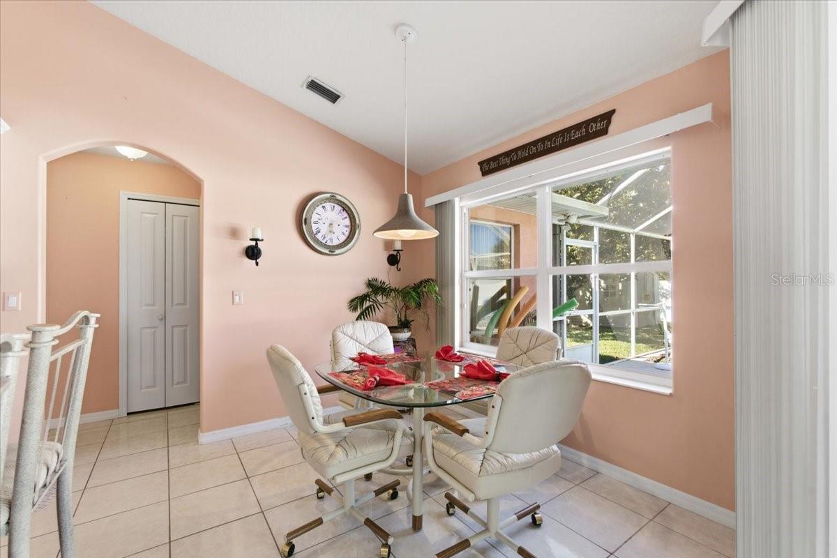 8 WAINMONT PL, PALM COAST, FL, 32164