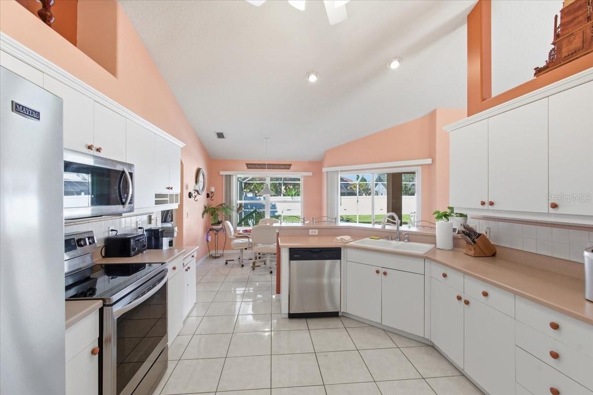 8 WAINMONT PL, PALM COAST, FL, 32164