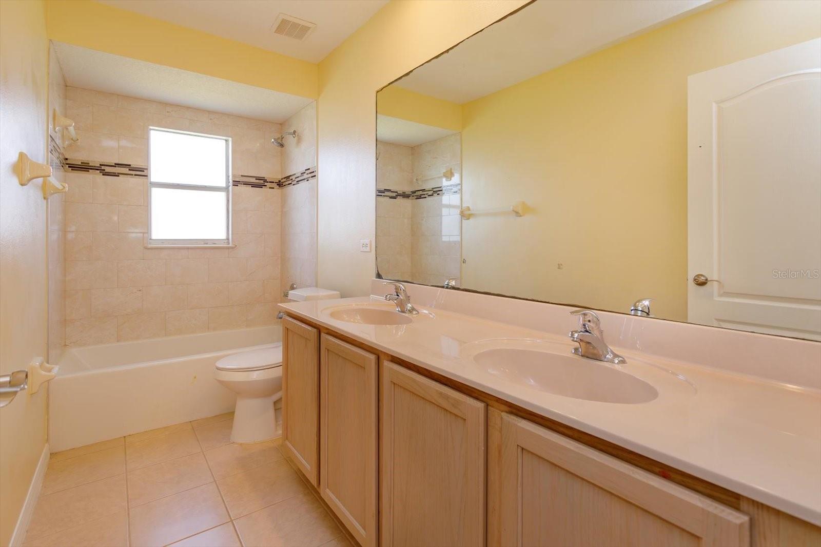 18172 THORNHILL GRAND CIR, ORLANDO, FL, 32820