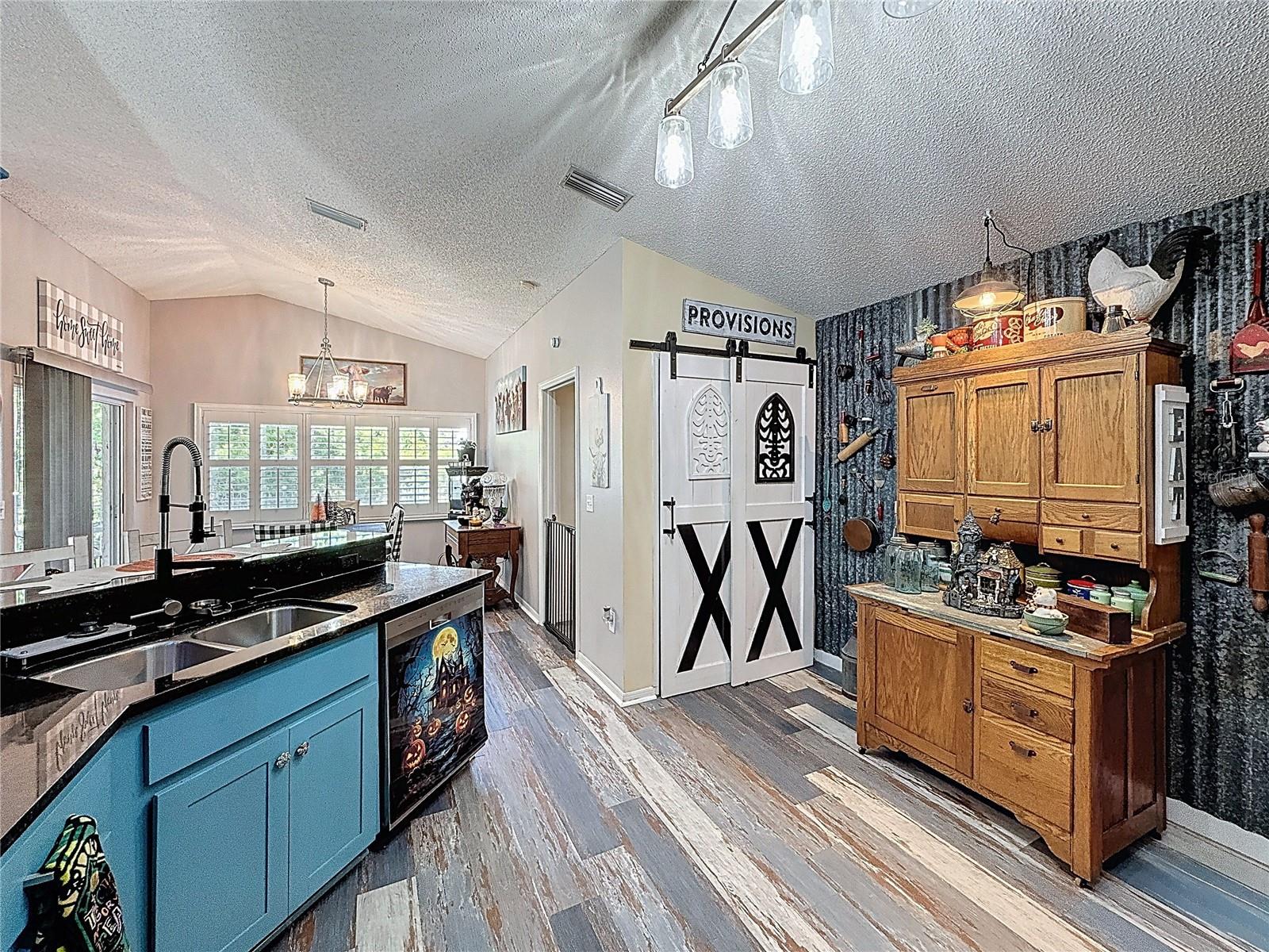 6811 KINGSTREE CT, PORT RICHEY, FL, 34668