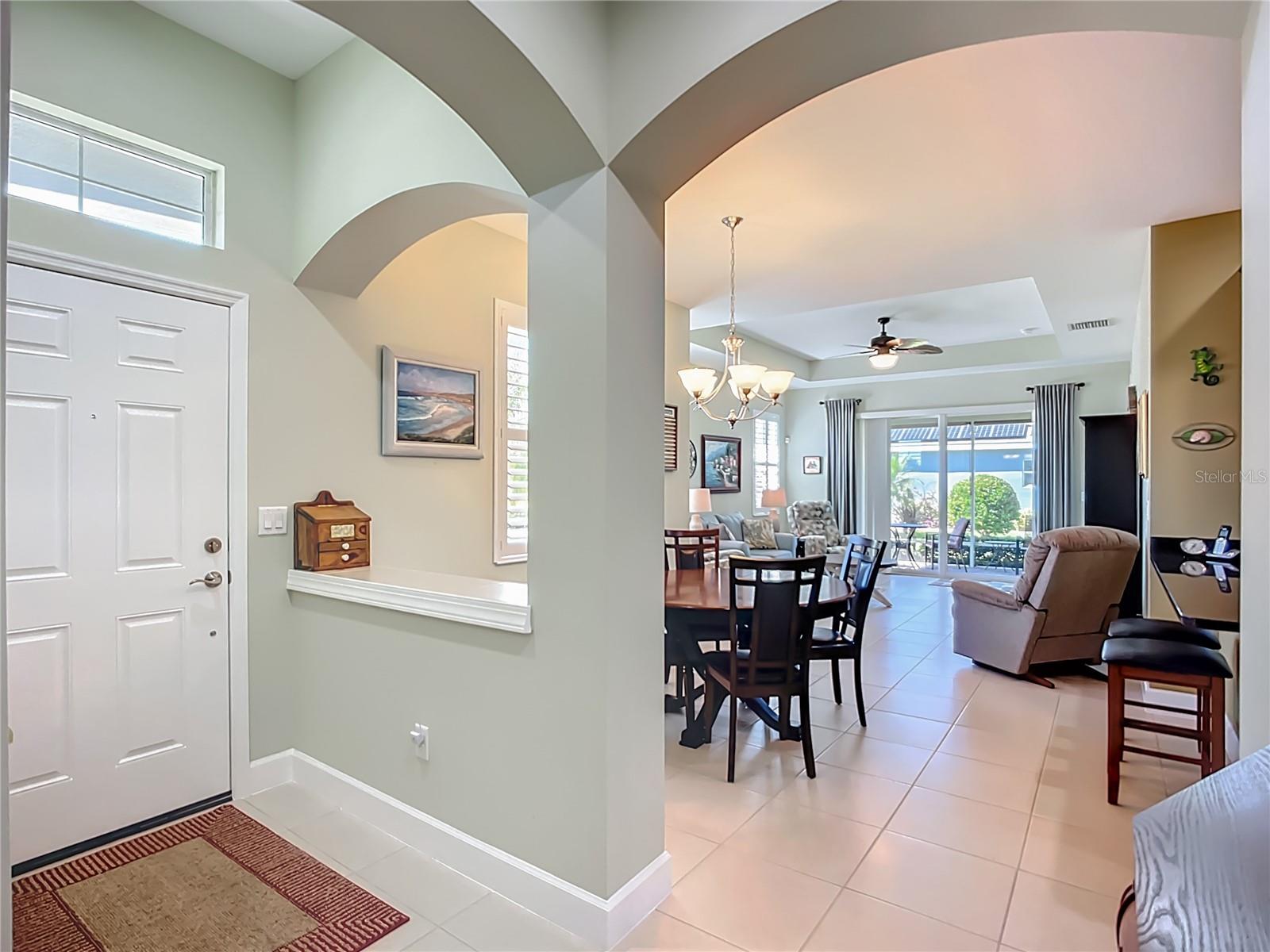 689 CHIPPER DR, SUN CITY CENTER, FL, 33573