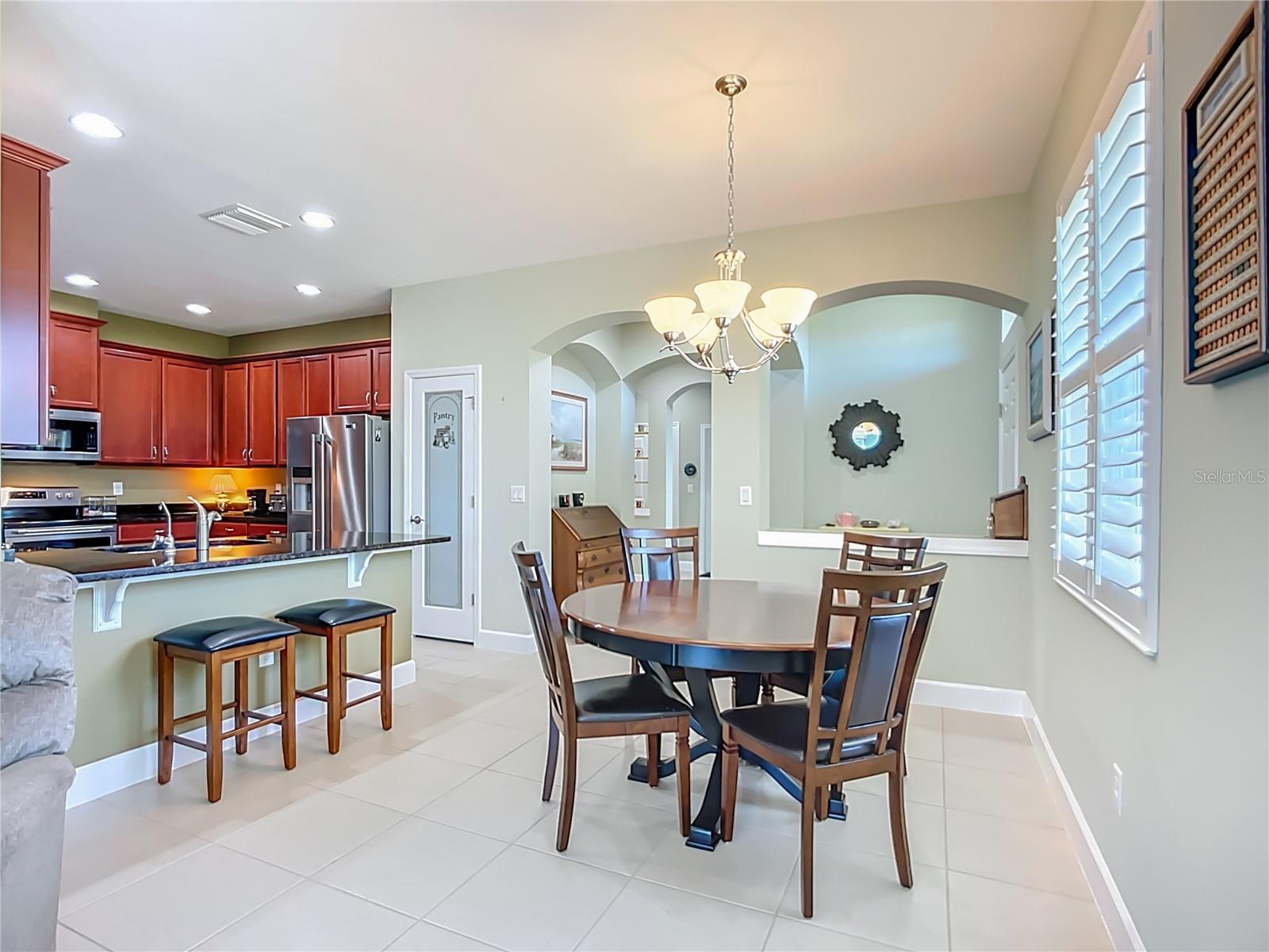 689 CHIPPER DR, SUN CITY CENTER, FL, 33573