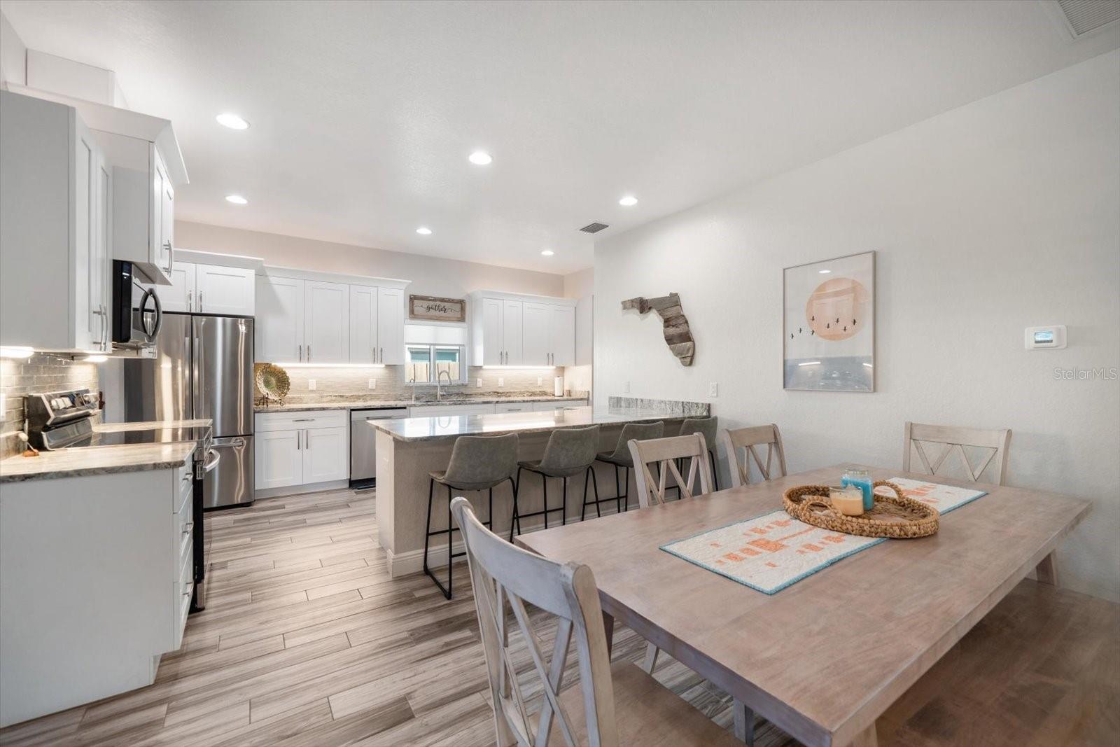 560 CLEARWATER LARGO RD S, LARGO, FL, 33770