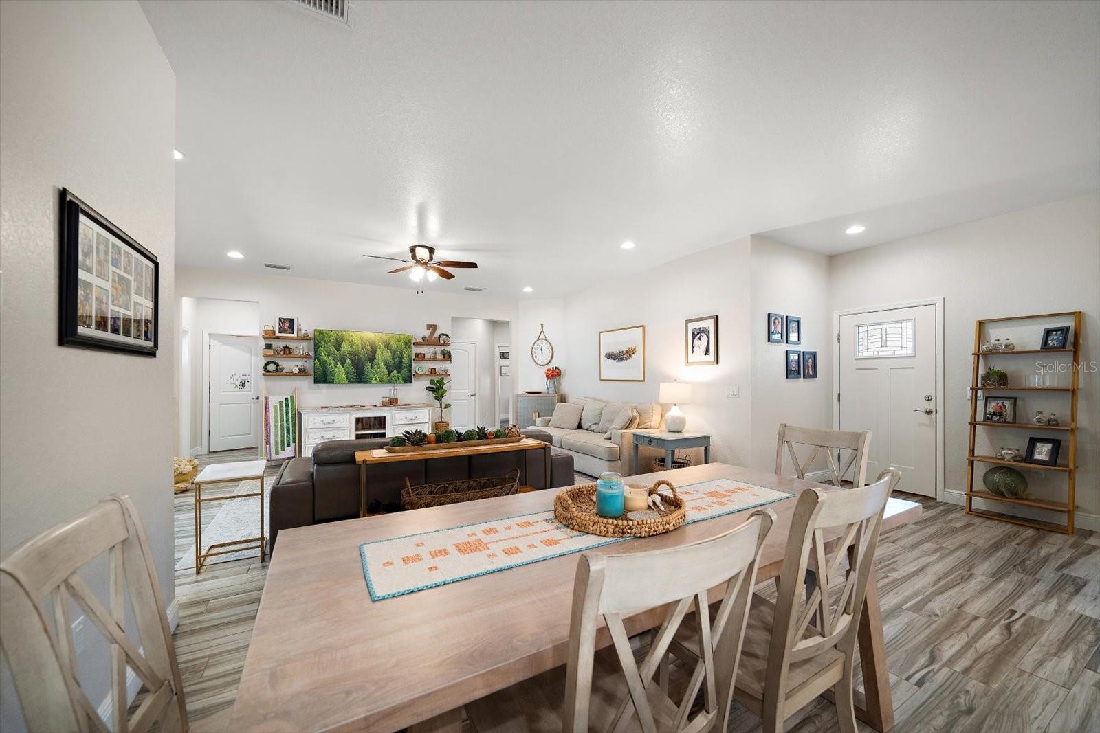 560 CLEARWATER LARGO RD S, LARGO, FL, 33770