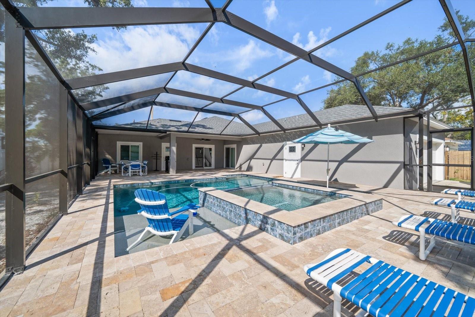 560 CLEARWATER LARGO RD S, LARGO, FL, 33770