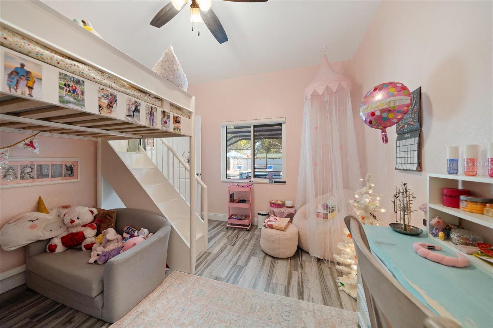 560 CLEARWATER LARGO RD S, LARGO, FL, 33770