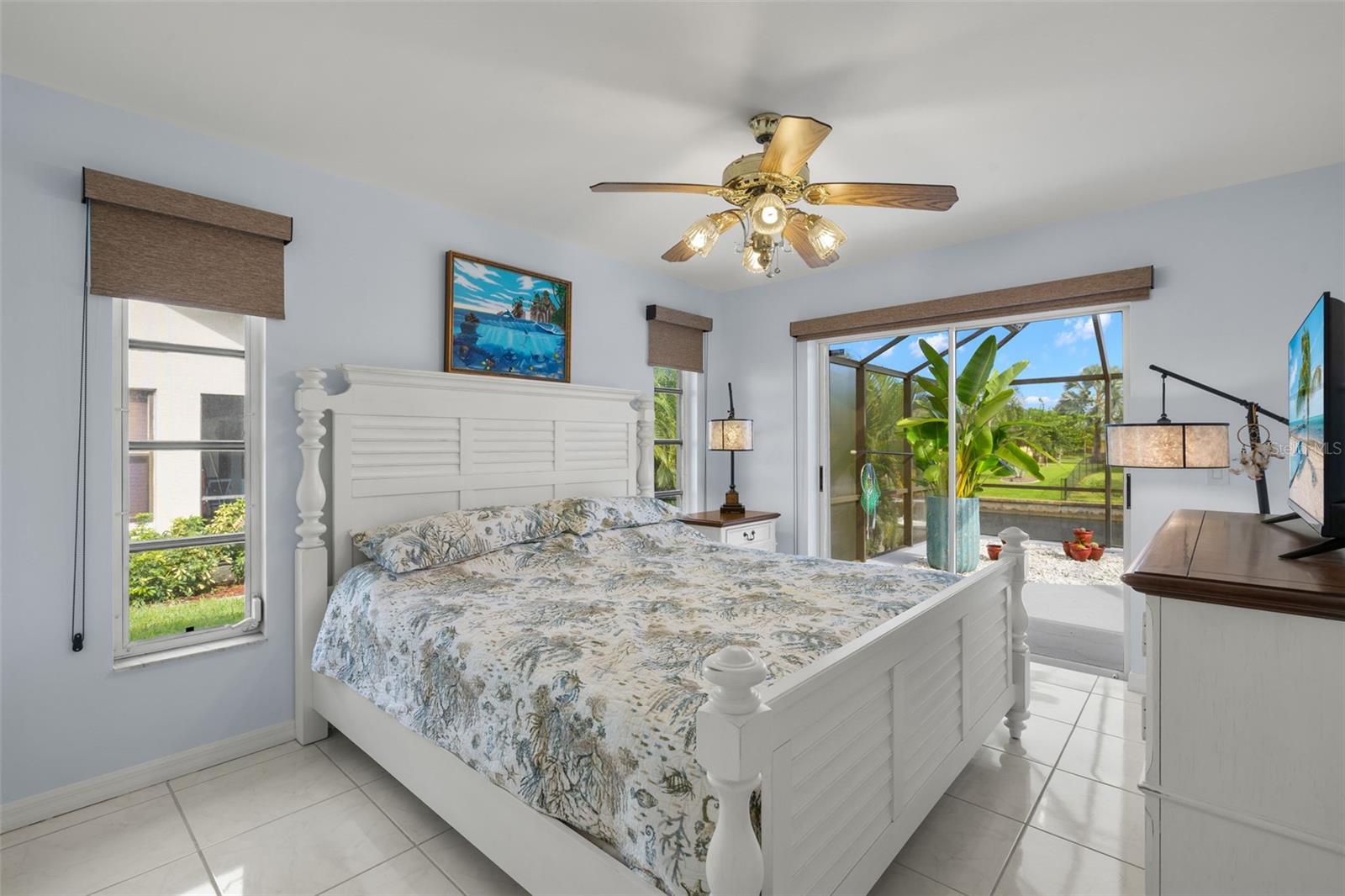 2223 SE 10TH LN, CAPE CORAL, FL, 33990