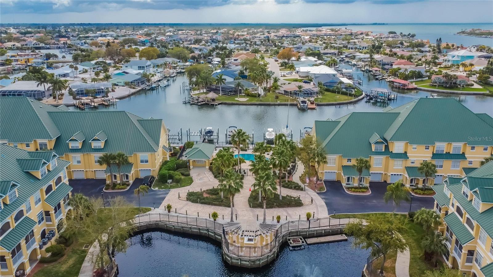 6414 SUNSET BAY CIR, APOLLO BEACH, FL, 33572