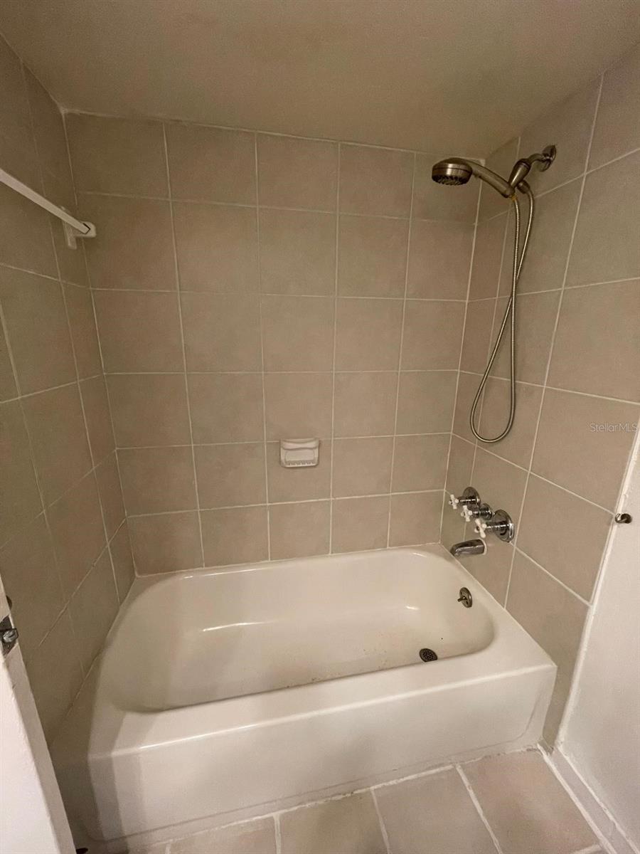 1516 REBECCA DR, JACKSONVILLE, FL, 32221