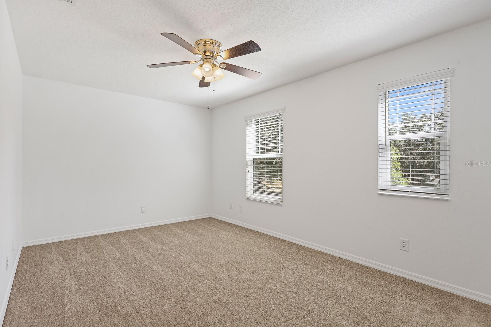 5917 GRAND LONEOAK LN, LITHIA, FL, 33547