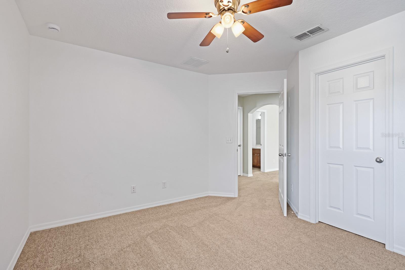 5917 GRAND LONEOAK LN, LITHIA, FL, 33547