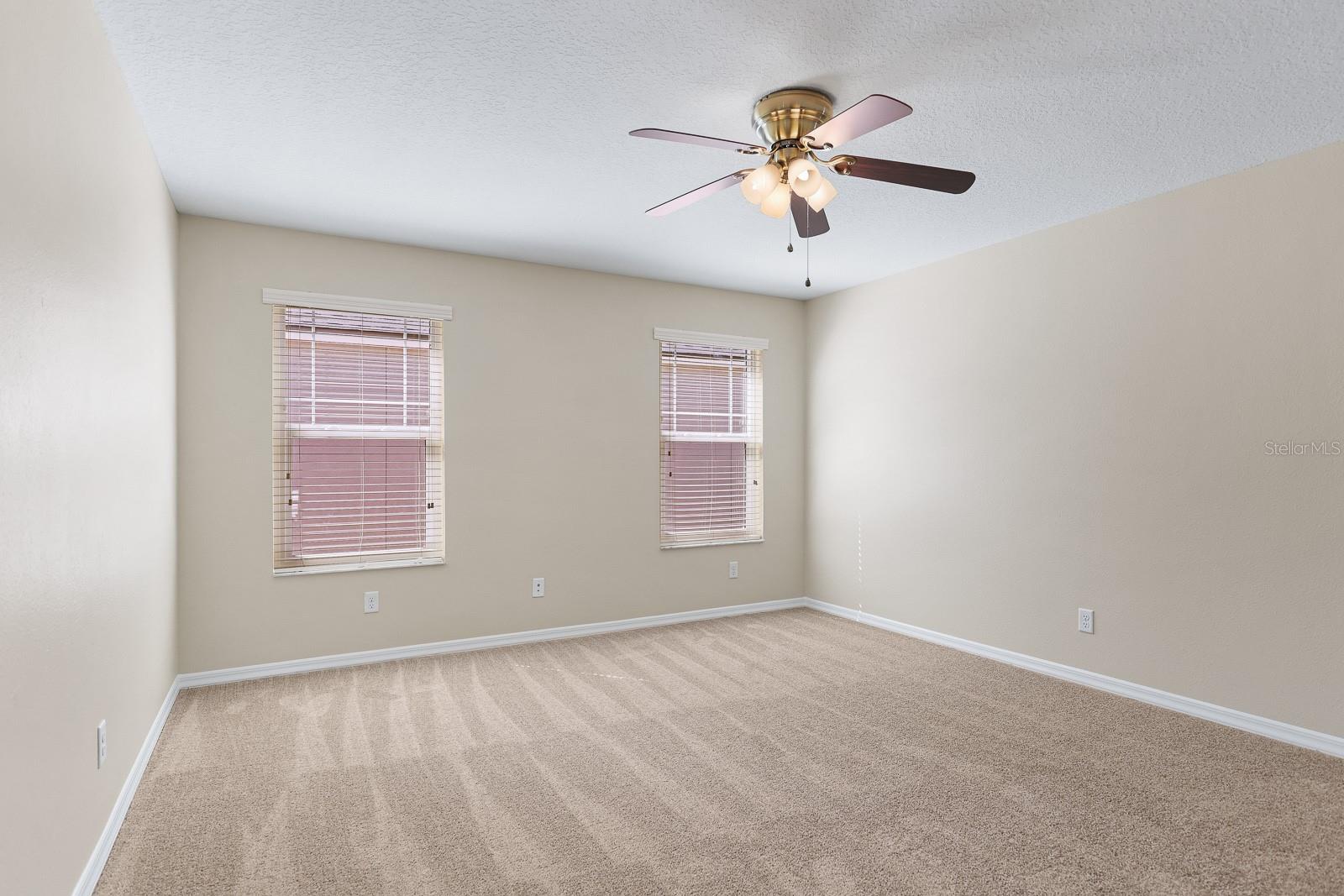 5917 GRAND LONEOAK LN, LITHIA, FL, 33547