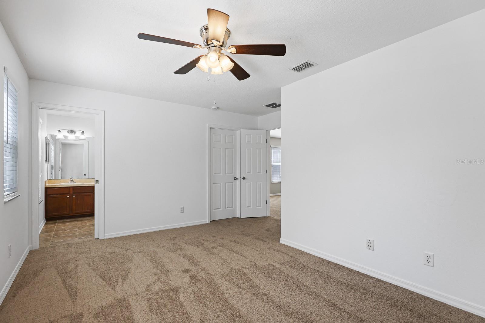 5917 GRAND LONEOAK LN, LITHIA, FL, 33547