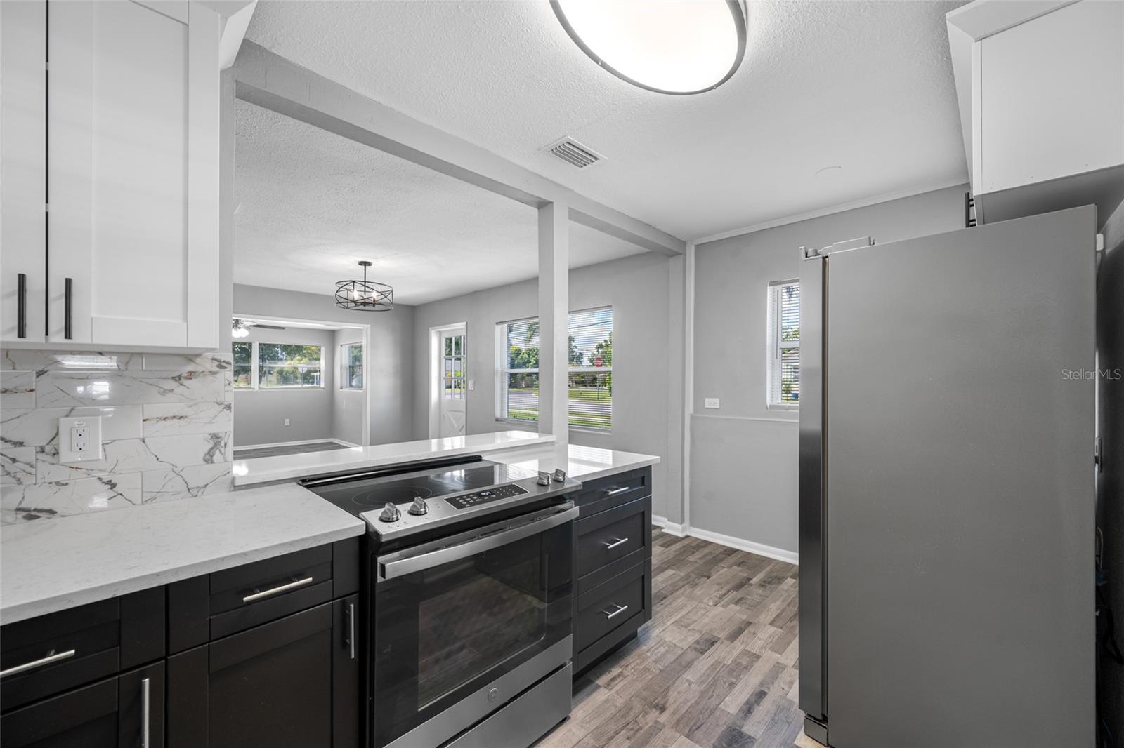 203 DIXIE PL, LAKELAND, FL, 33801