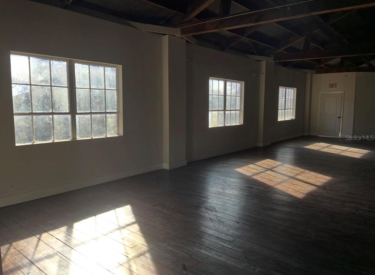 110 E 9TH AVE, HAVANA, FL, 32333