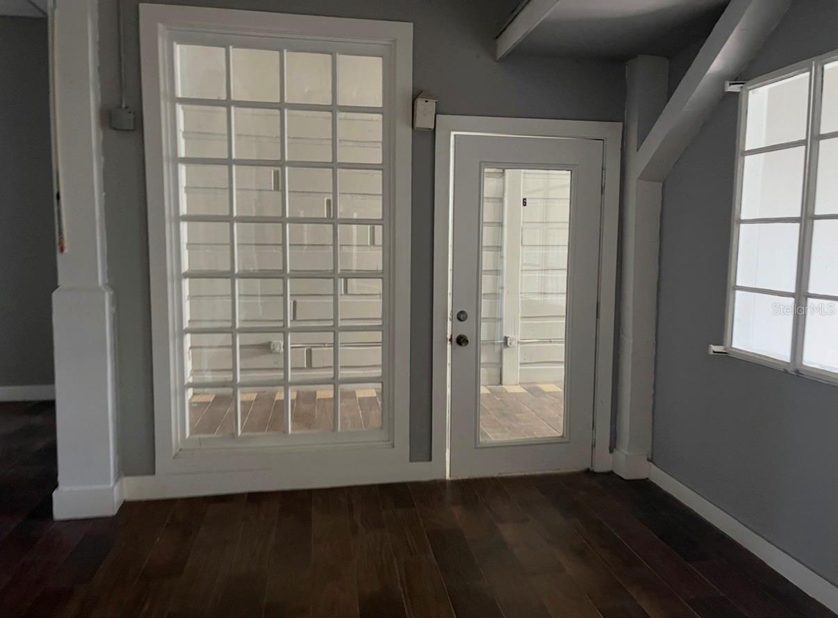 110 E 9TH AVE, HAVANA, FL, 32333