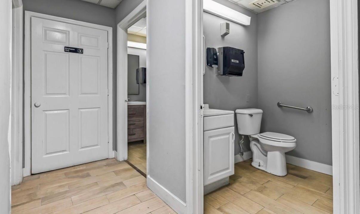 110 E 9TH AVE, HAVANA, FL, 32333